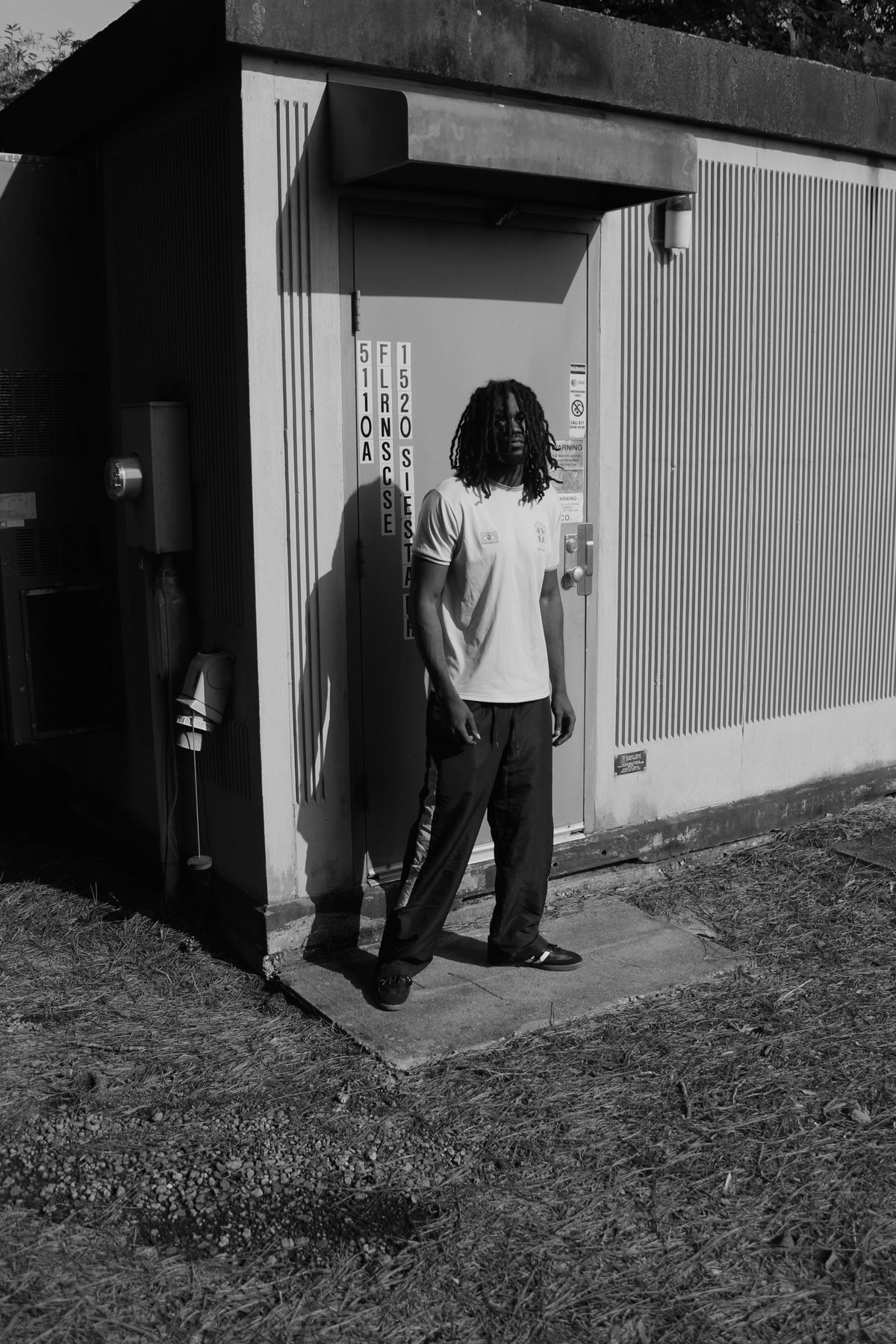 BigDeuceFOF Outside with super AURA
